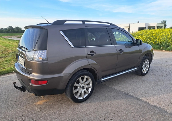 Mitsubishi Outlander cena 34900 przebieg: 289000, rok produkcji 2011 z Nałęczów małe 172